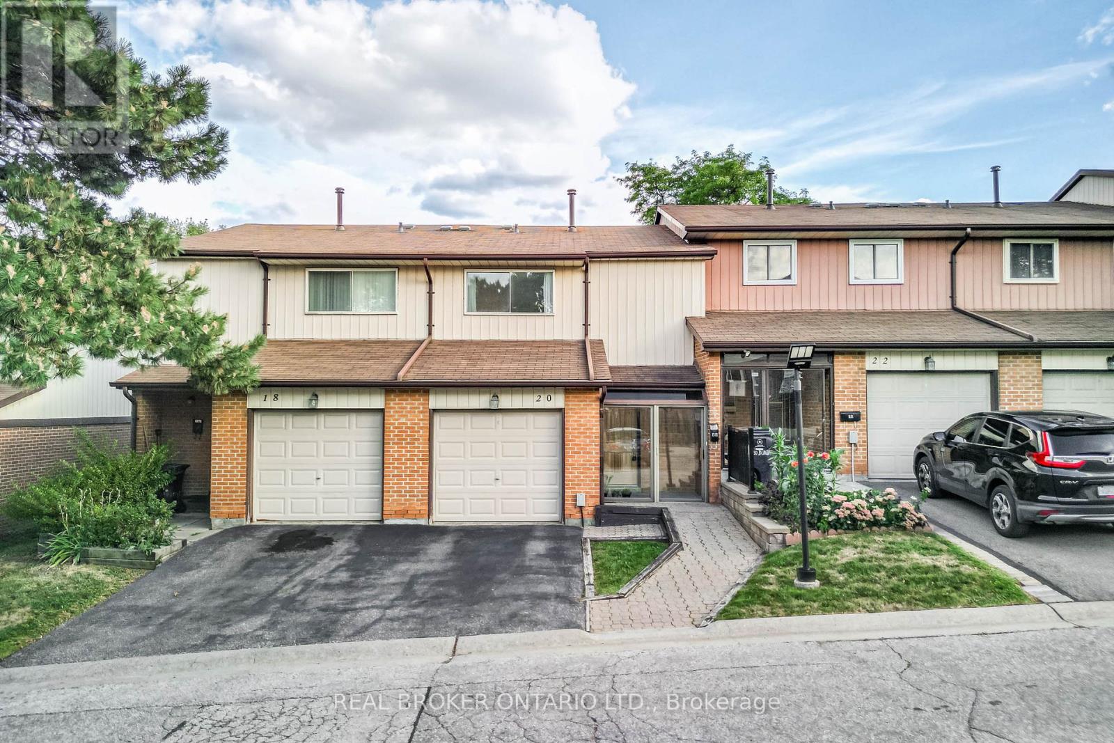 20 30 Dundalk Dr, Toronto, ON M1P 4V1
