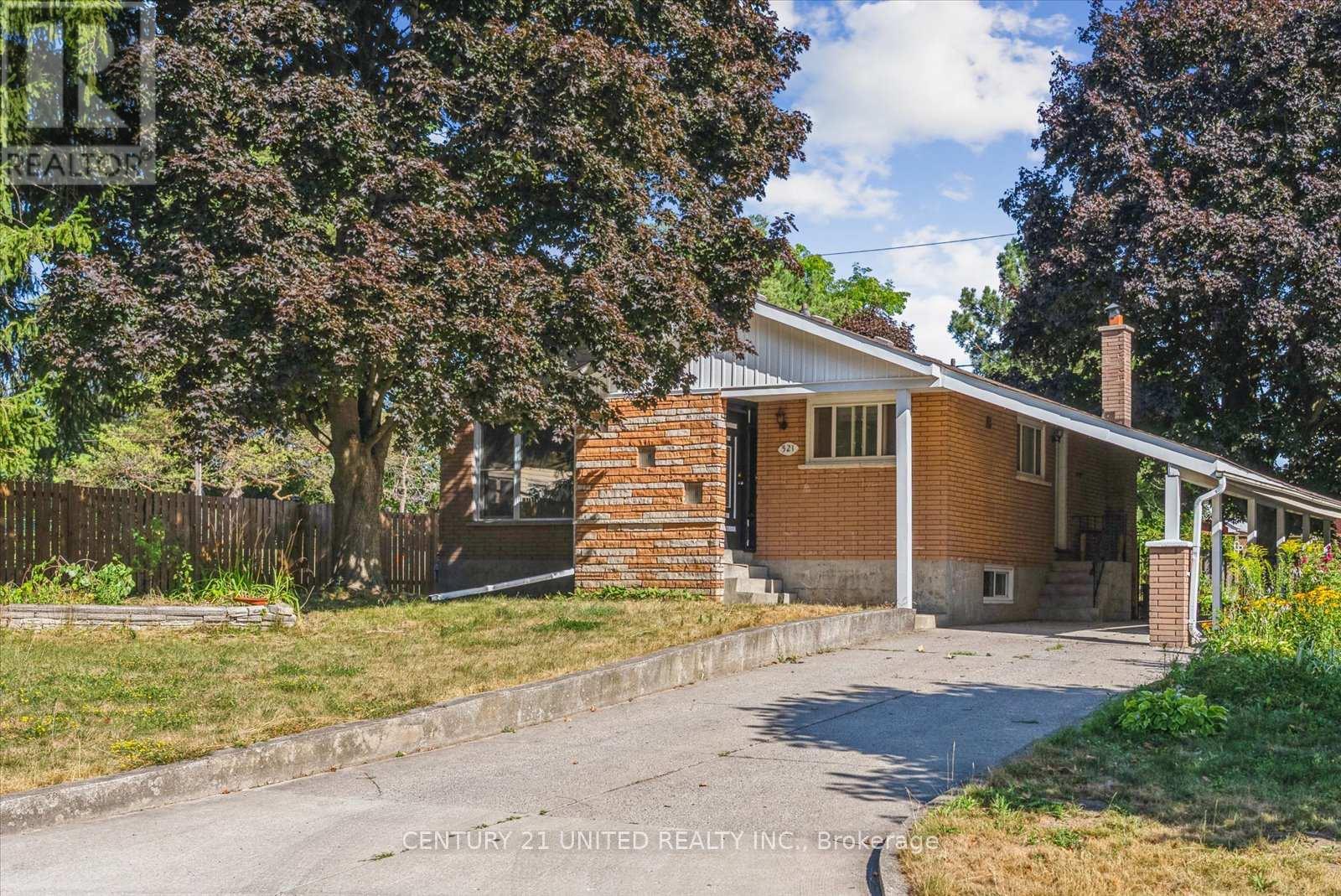 521 Raymond St Ward 5 St, Peterborough, ON K9H 5M7