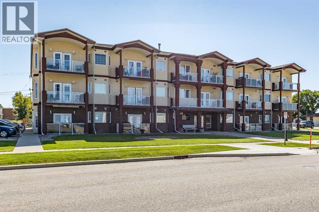 105 Main Street S Unit 209, Redcliff, AB T0J 2P0