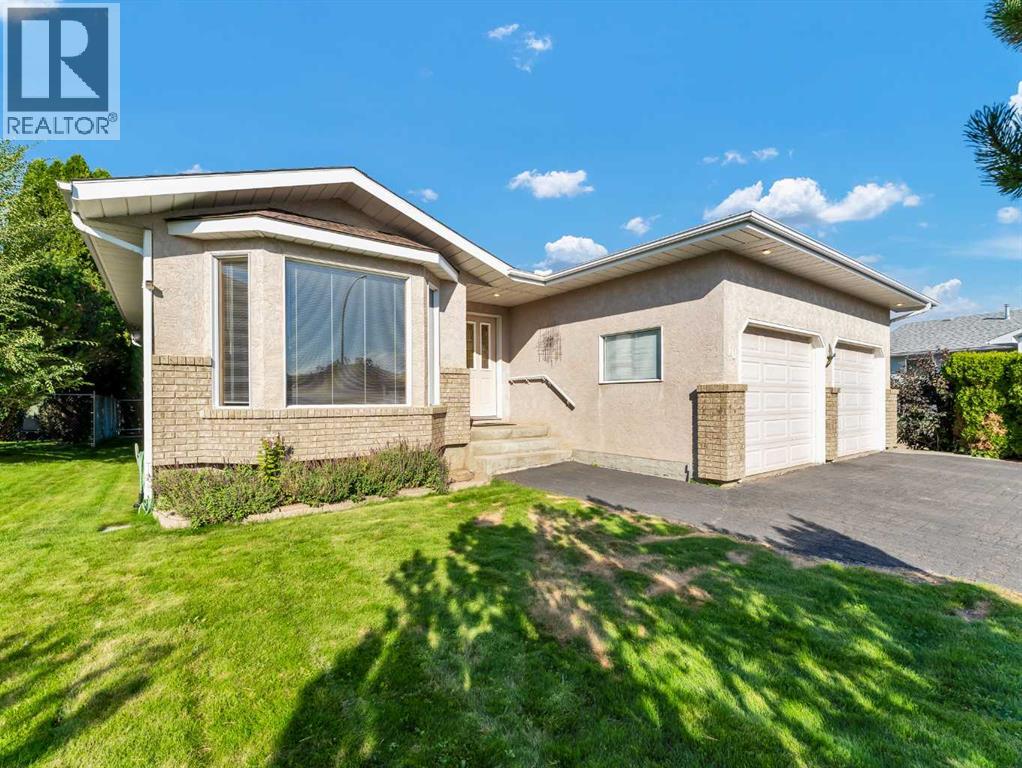 10 Park Meadows Pl SE, Medicine Hat, AB T1B 4C4
