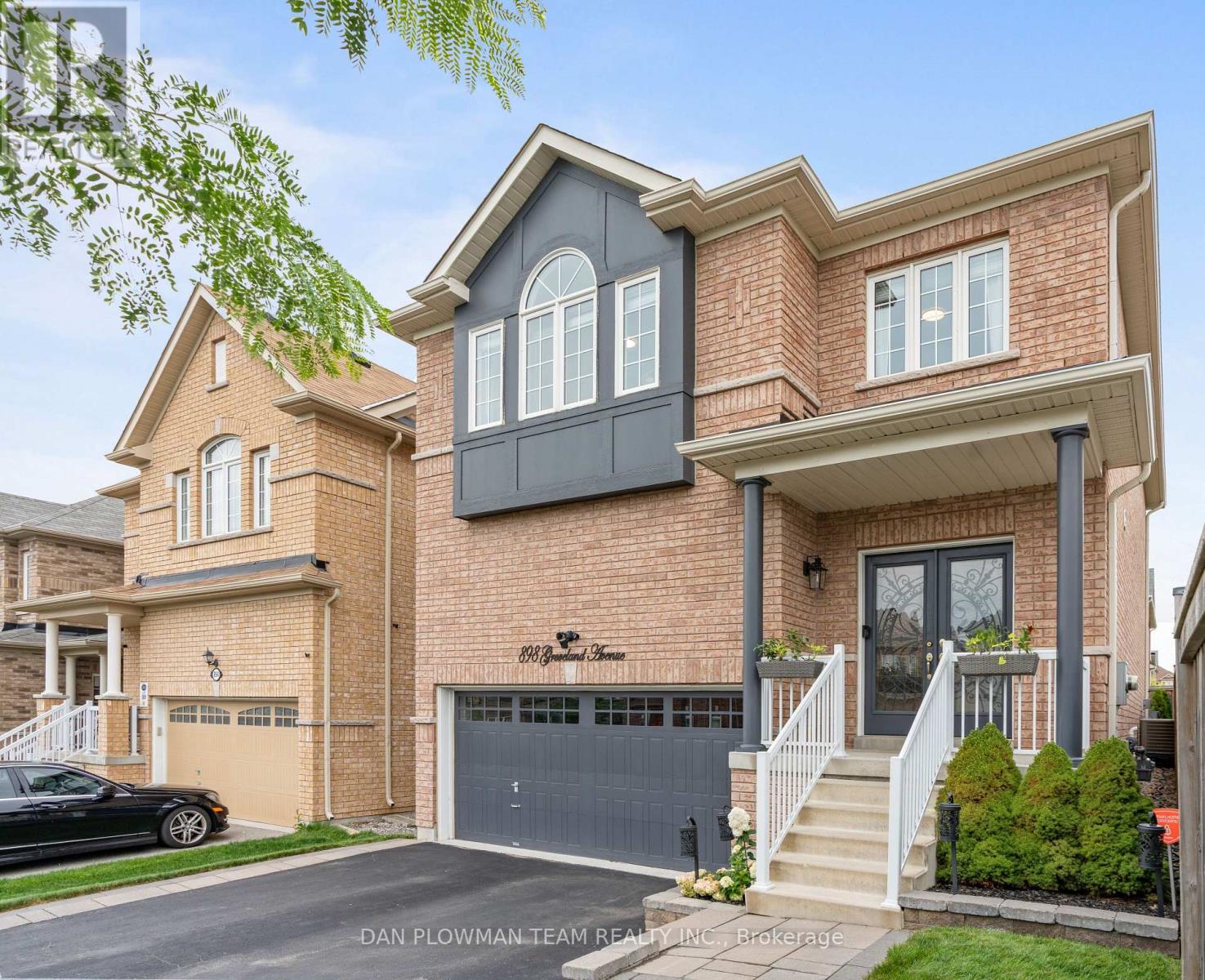 898 Groveland Ave, Oshawa, ON L1K 0C3