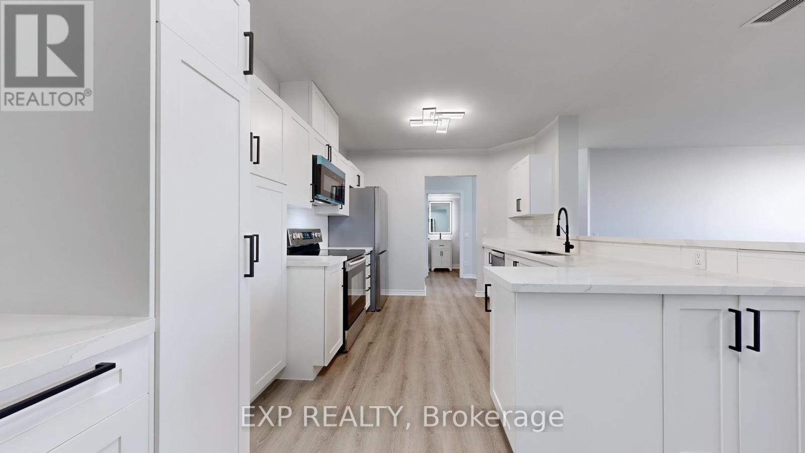 115 Omni Dr Ph09 Dr, Toronto, ON M1P 5B4