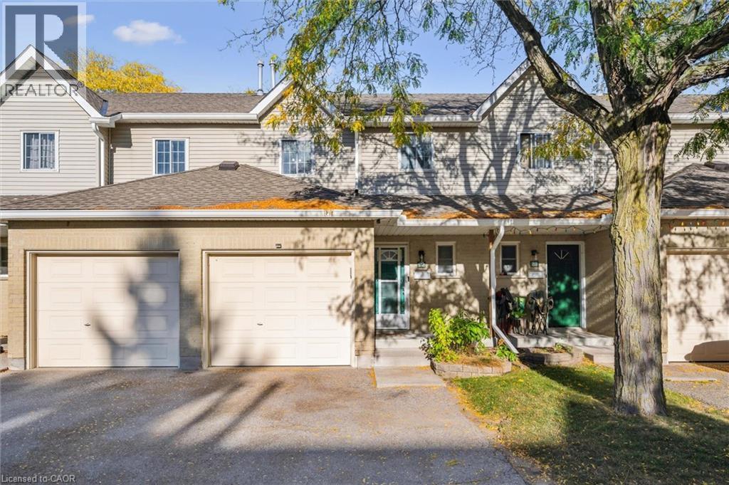 10 Holborn Court Unit 22, Kitchener, ON N2A 3Y9