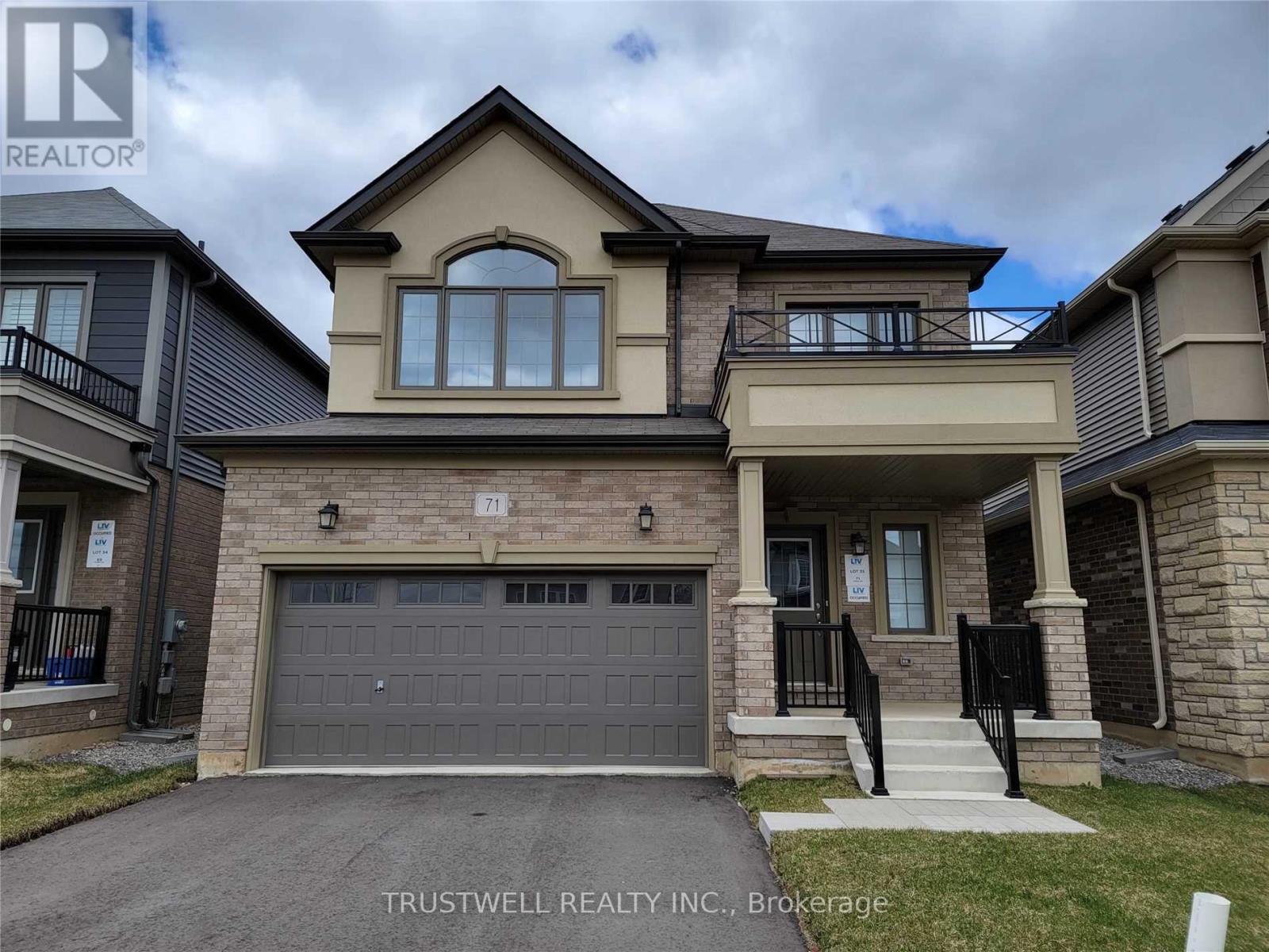 71 Flagg Ave, Brant, ON N3L 3E3