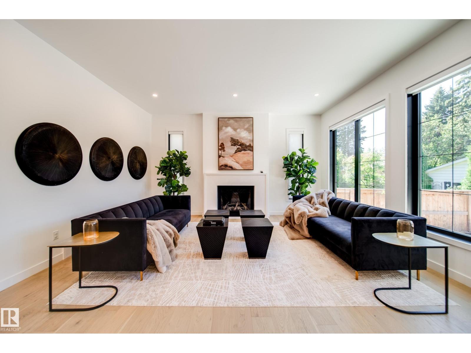 134 St Nw Unit 10522, Edmonton, AB T5N 2B5