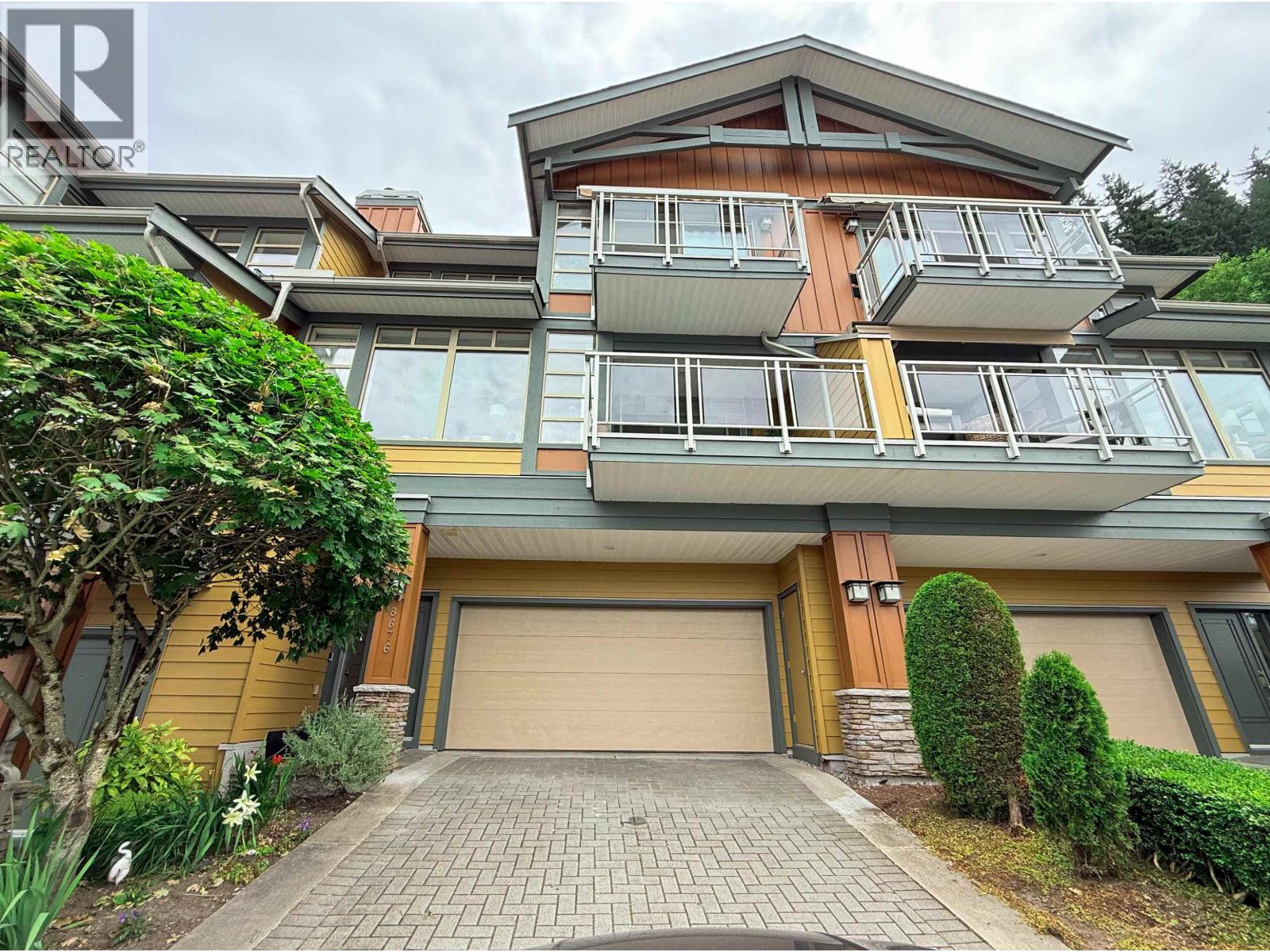 8676 Seascape Dr, West Vancouver, BC V7W 3J7