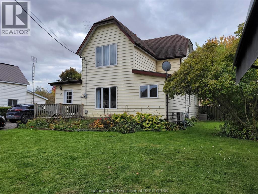 13 John Park Line, Chatham-Kent, ON N0P 2M0