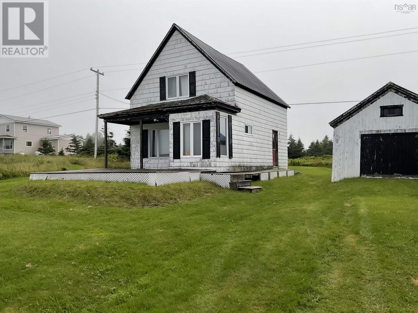 818 Whitehead Rd, Lower Whitehead, NS B0H 1T0