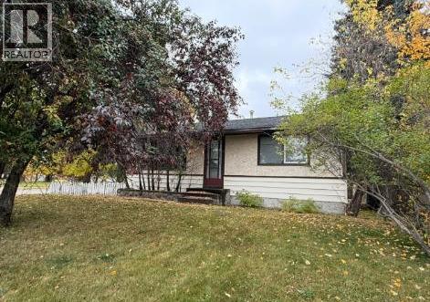 46 Street Unit 5423, Whitecourt, AB T7S 1G6