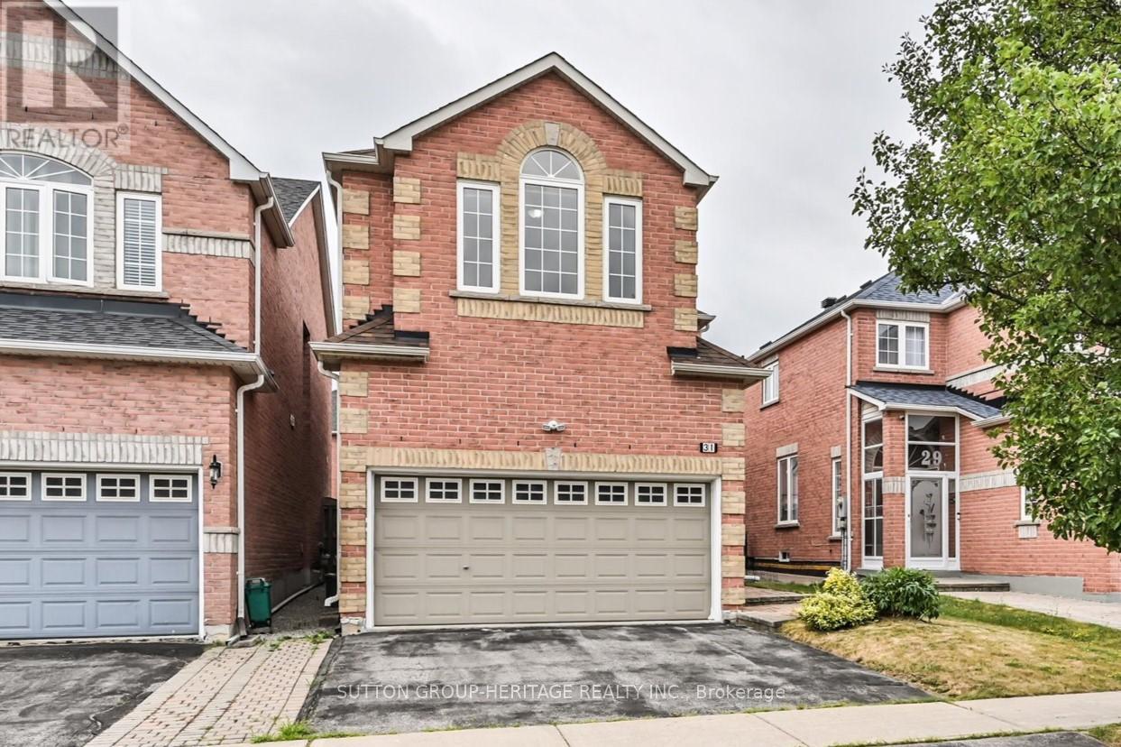 31 Thornton St, Markham, ON L3S 4P7