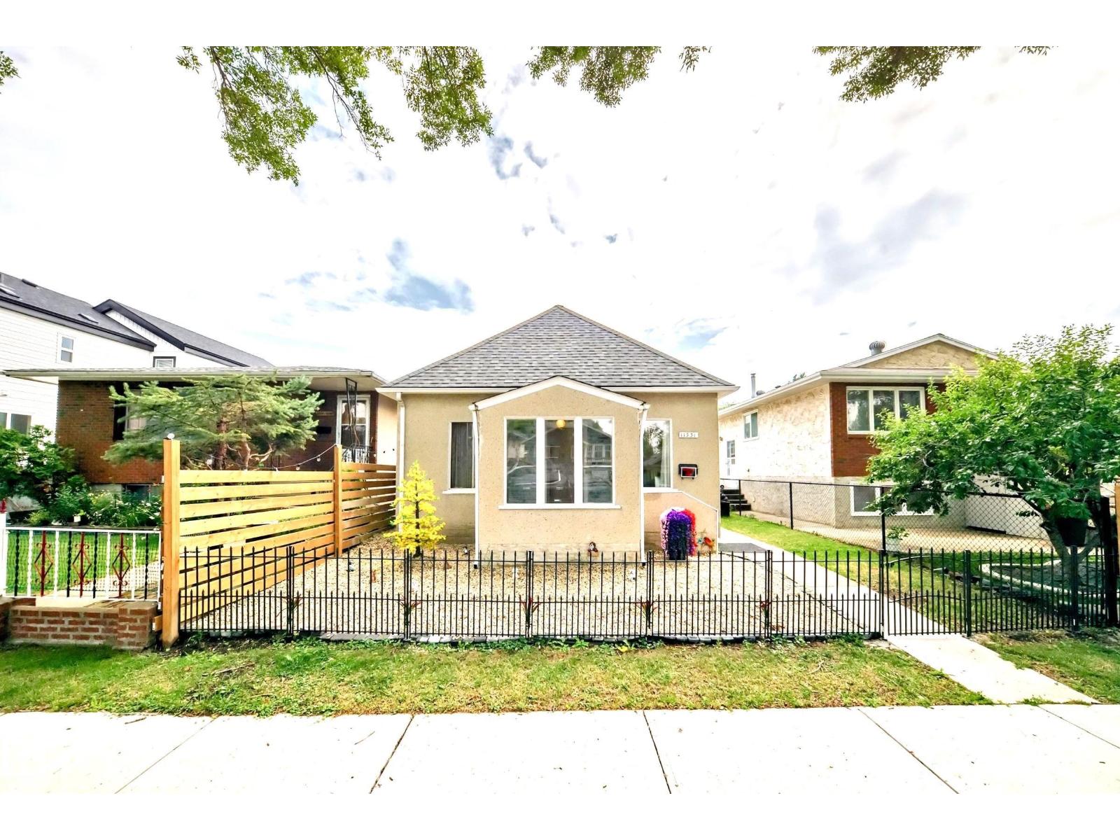 92 St Nw Unit 11331, Edmonton, AB T5G 0Z4