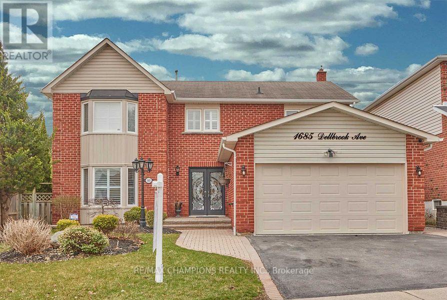1685 Dellbrook Ave, Pickering, ON L1X 2A9