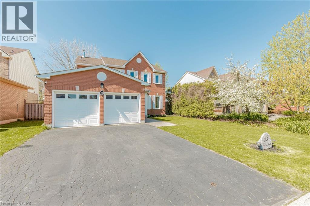33 Meaghan St, Hamilton, ON L0R 2H5