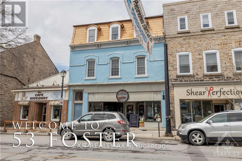 53 Foster St, Perth, ON K7H 1R9