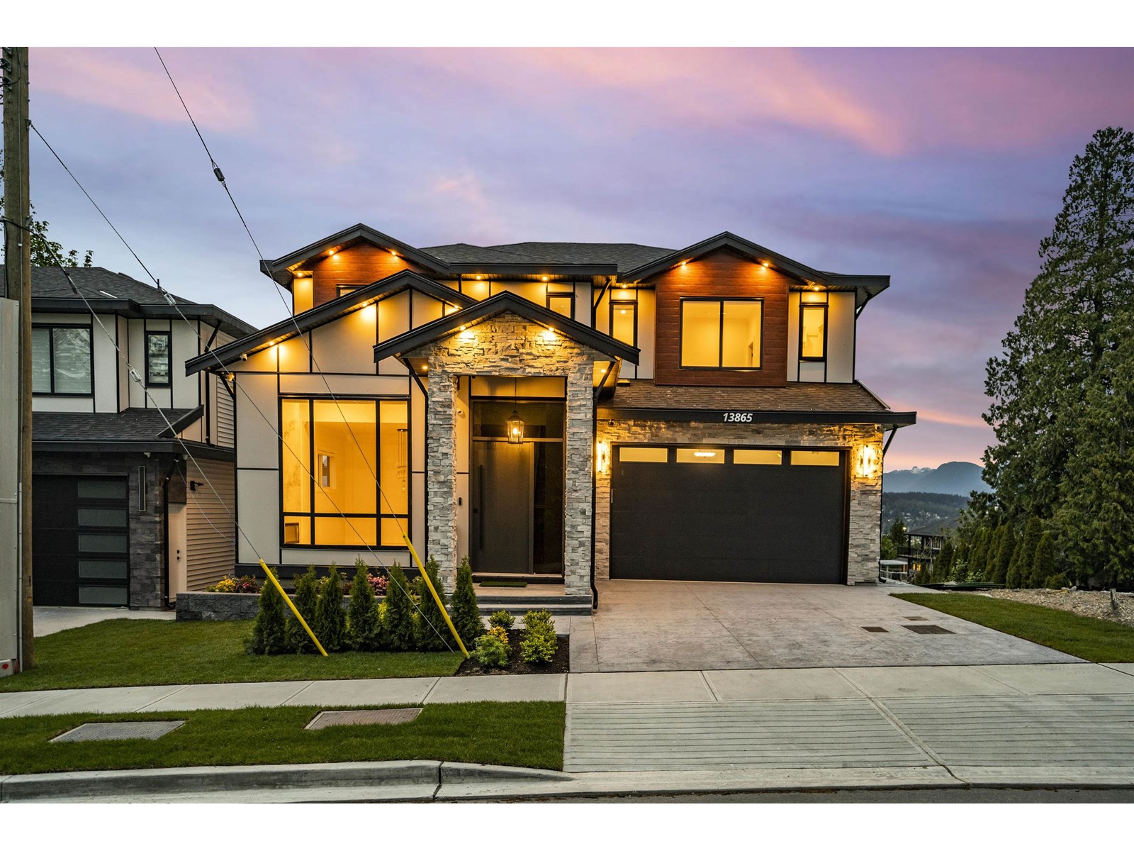 114 Avenue Unit 13865, Surrey, BC V3R 2L8