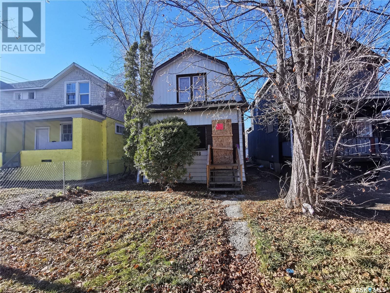 1448 Elphinstone St, Regina, SK S4T 3M6