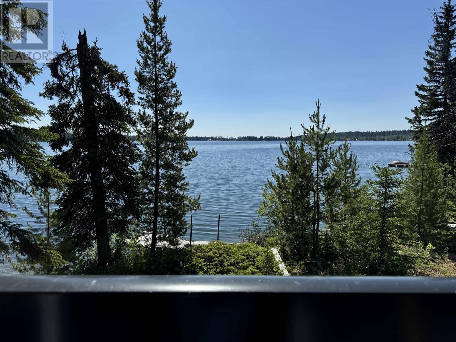 4836 Binnie Rd, Lac La Hache, BC V0K 1T0