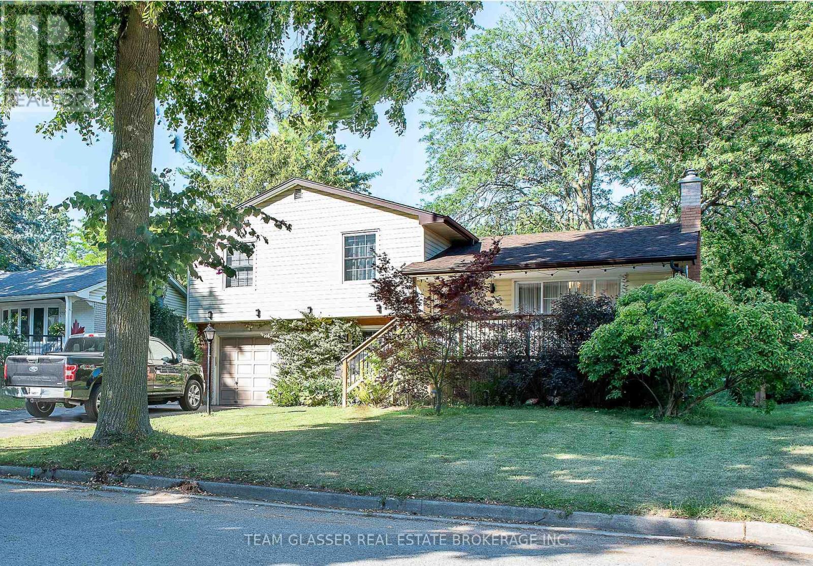 784 Westbury Cres, London, ON N6J 3C7