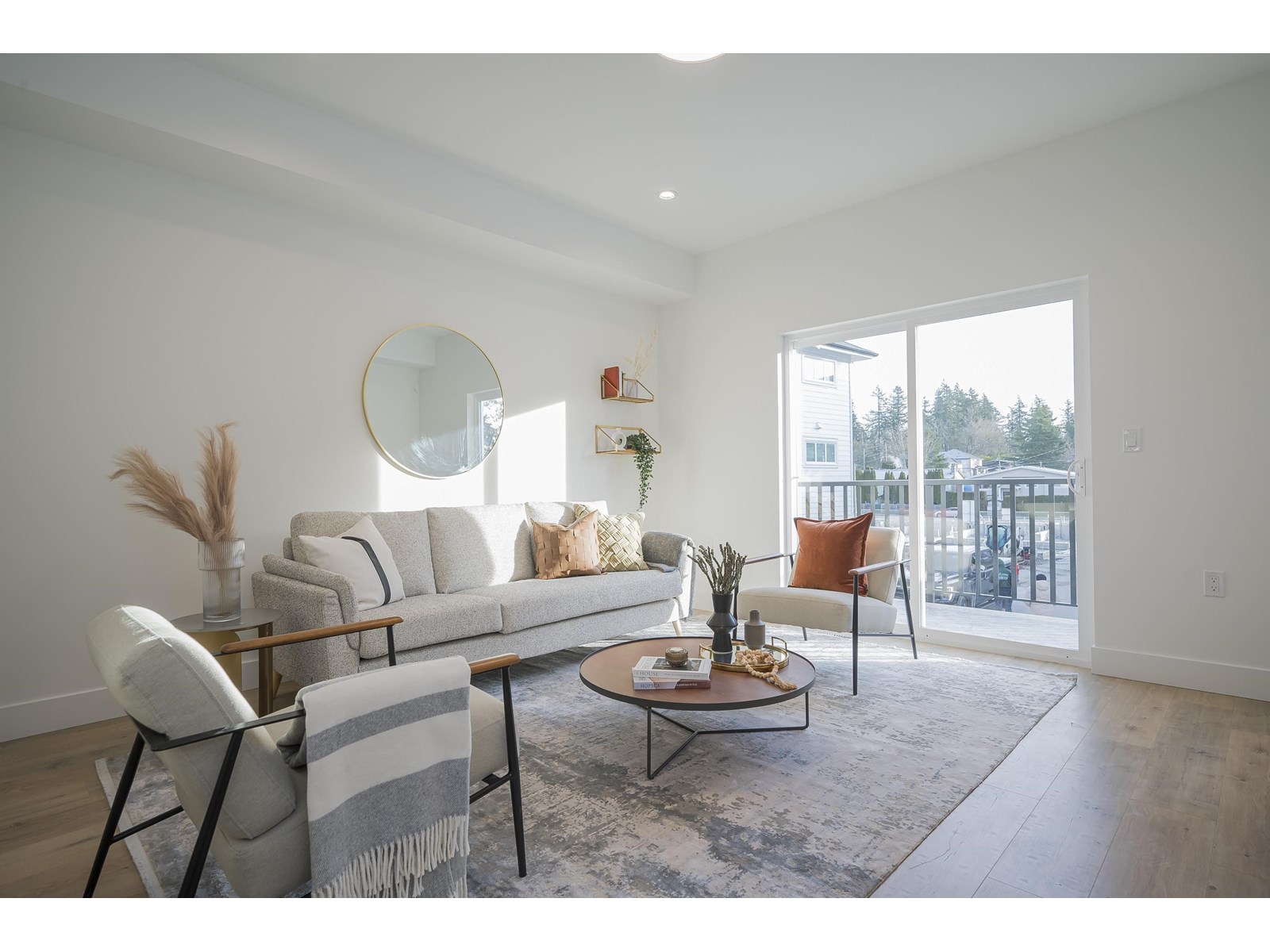12770 105 Avenue Unit 6, Surrey, BC V3V 0H2