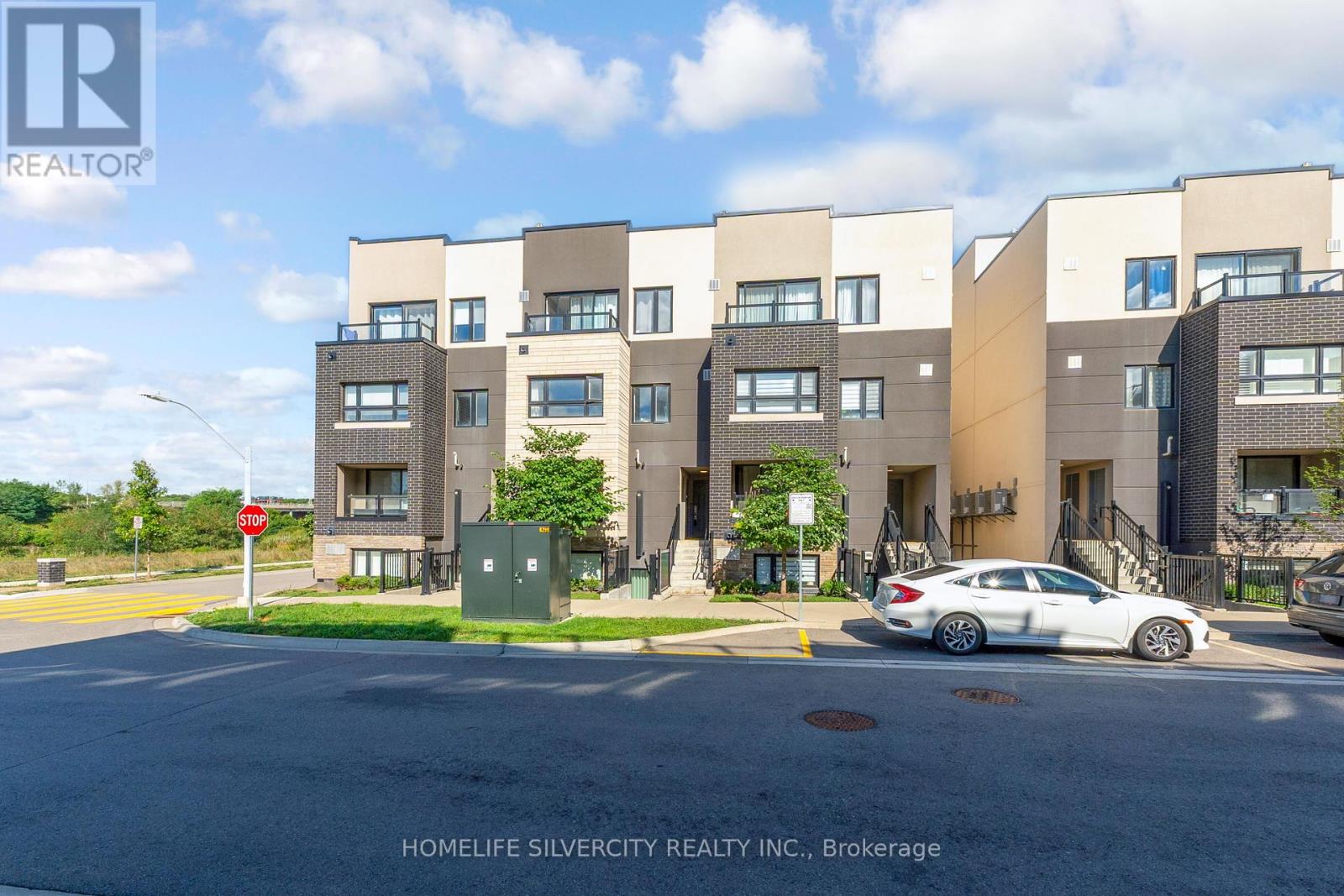 508 1127 Cooke Blvd, Burlington, ON L7T 0C3