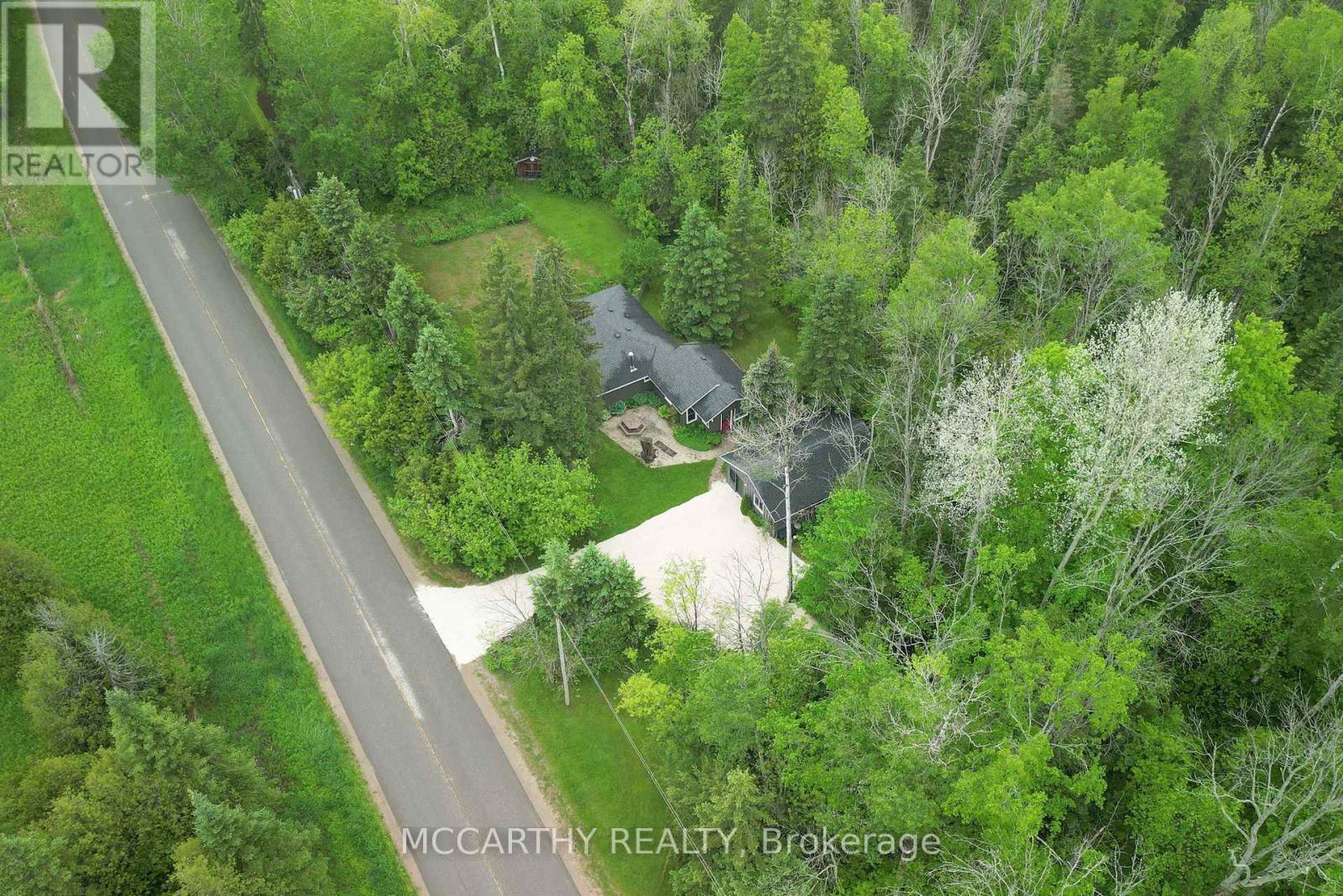 606095 River Rd, Mulmur, ON L9V 0S9