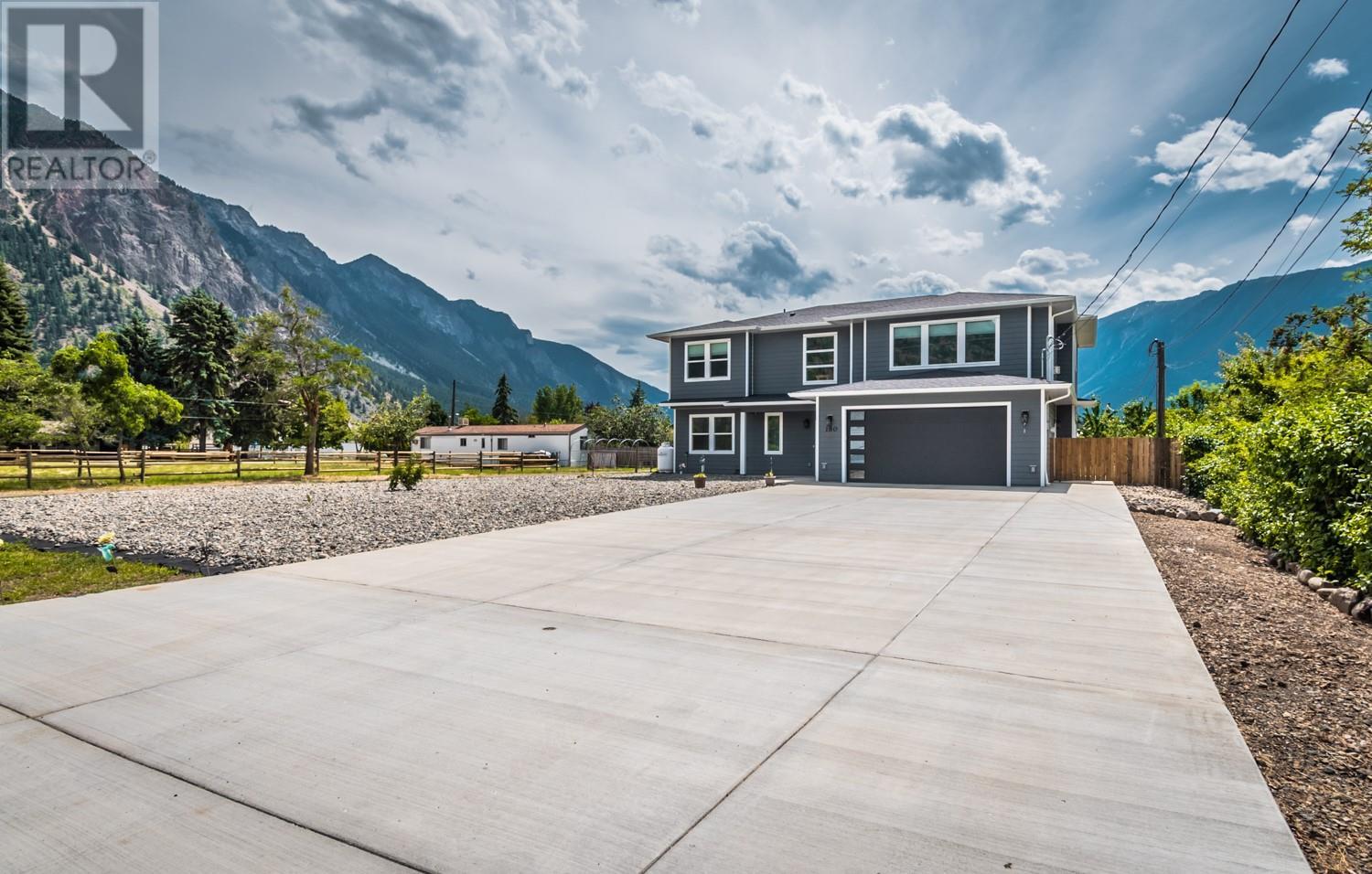 180 Hollywood Cres, Lillooet, BC V0K 1V0