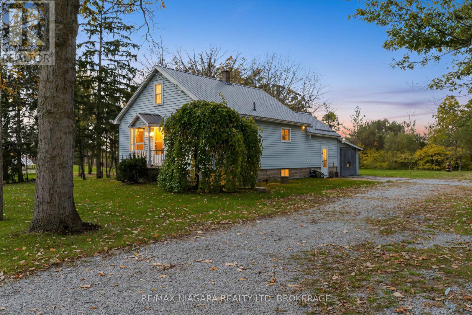 31 Matthews Rd, Welland, ON L3B 5N4