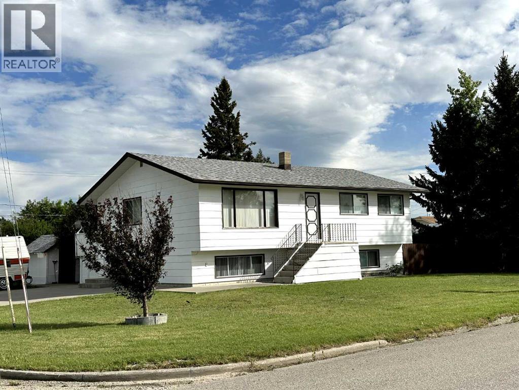 2 Avenue Unit 716, Cowley, AB T0K 0P0