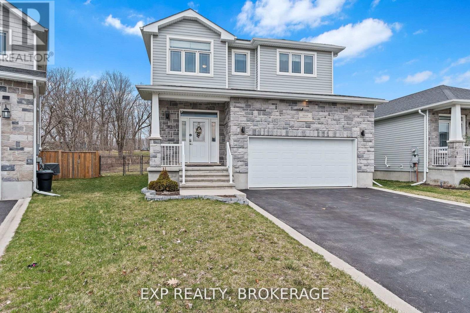 1644 Brookedayle Ave, Kingston, ON K7P 0S9