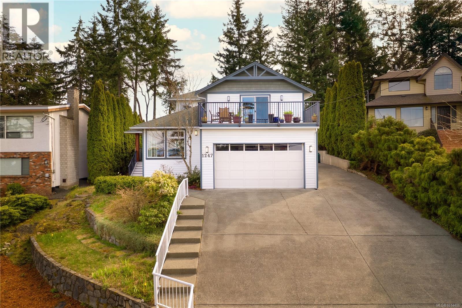 1247 Selkirk Dr, Nanaimo, BC V9R 5Z5