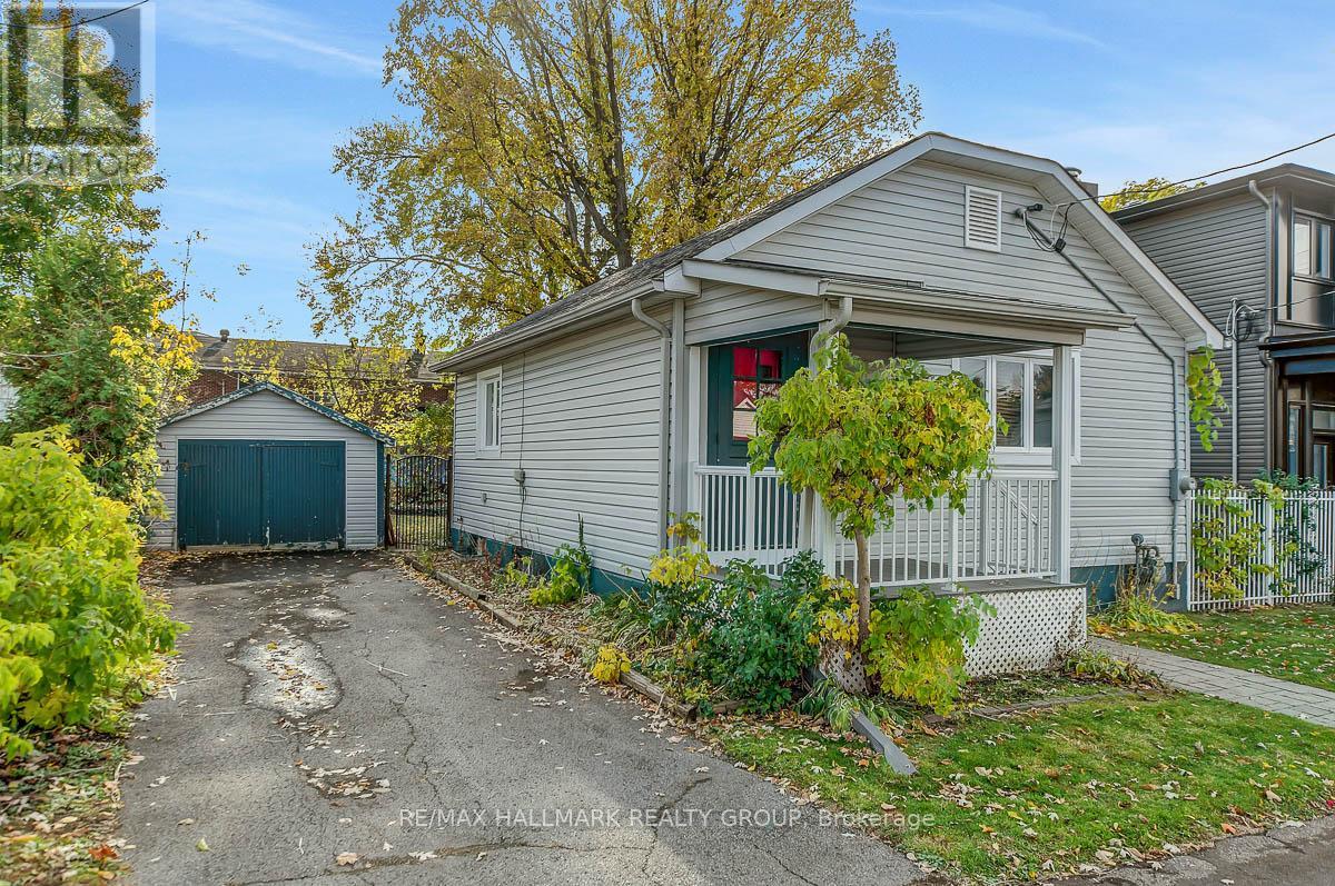 164 Prince Albert St, Ottawa, ON K1K 2A1