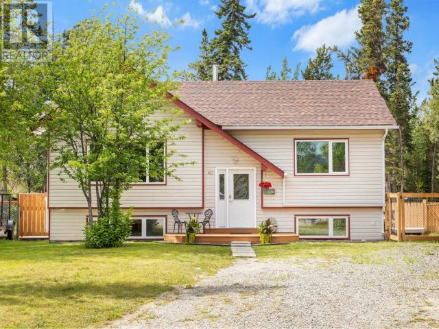 143 Falaise Pl, Whitehorse, YT Y1A 3C8