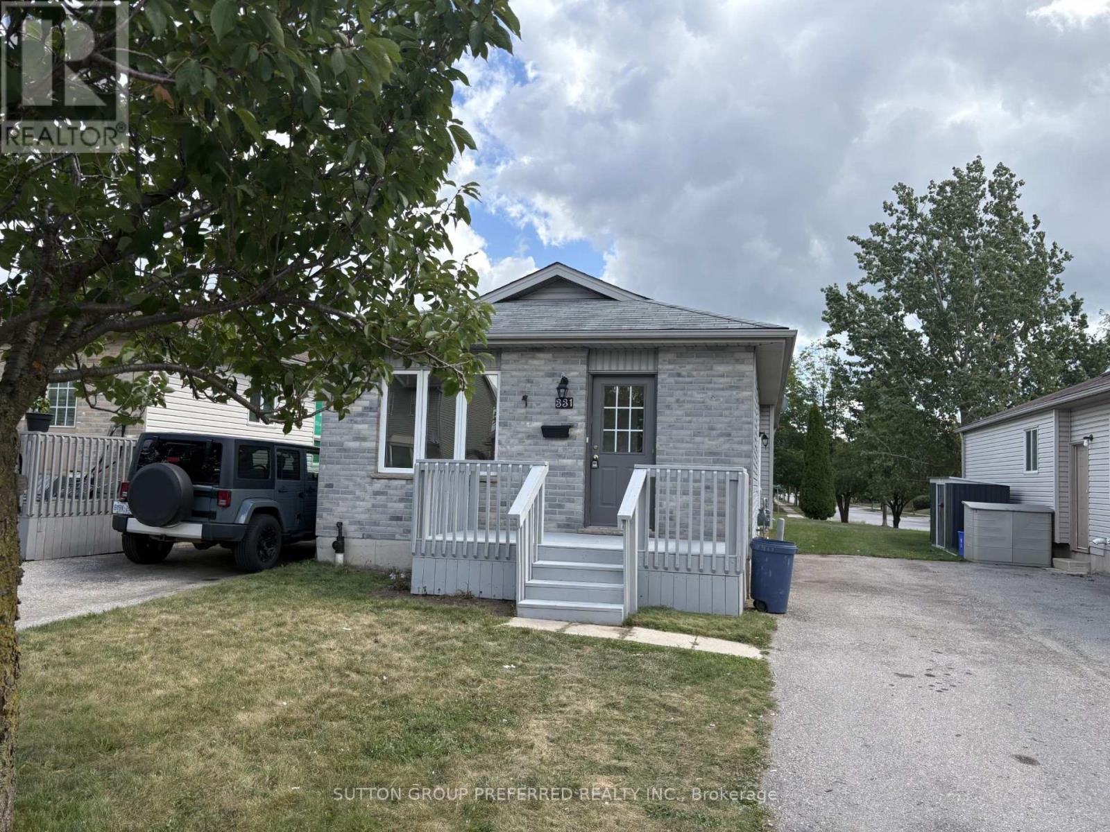 331 Simpson Cres, London, ON N5V 5E1