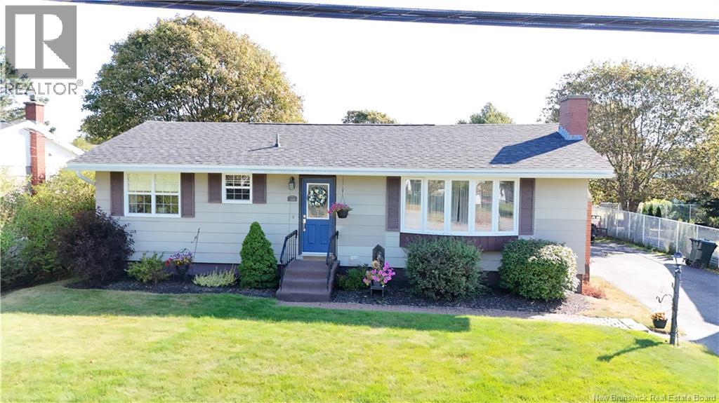 169 Champlain Dr, Saint John, NB E2J 3E7