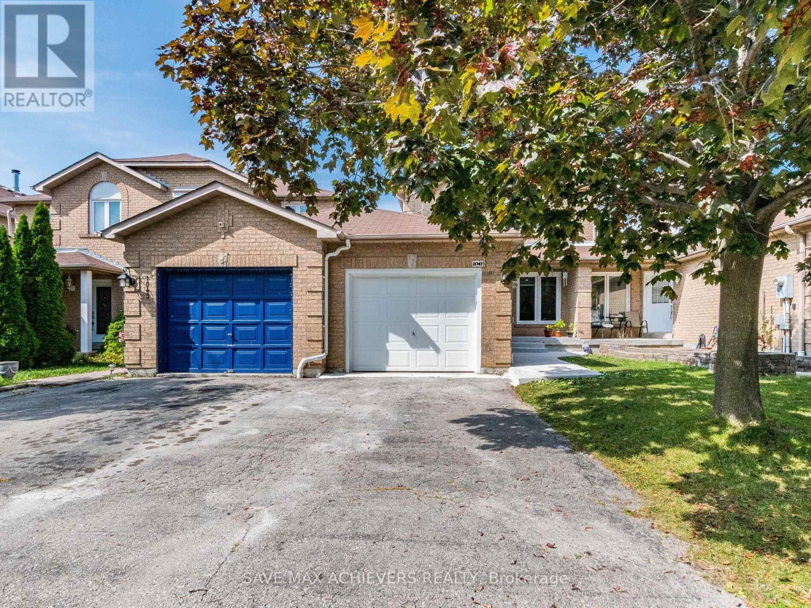 1041 Blizzard Rd, Mississauga, ON L5V 1T2