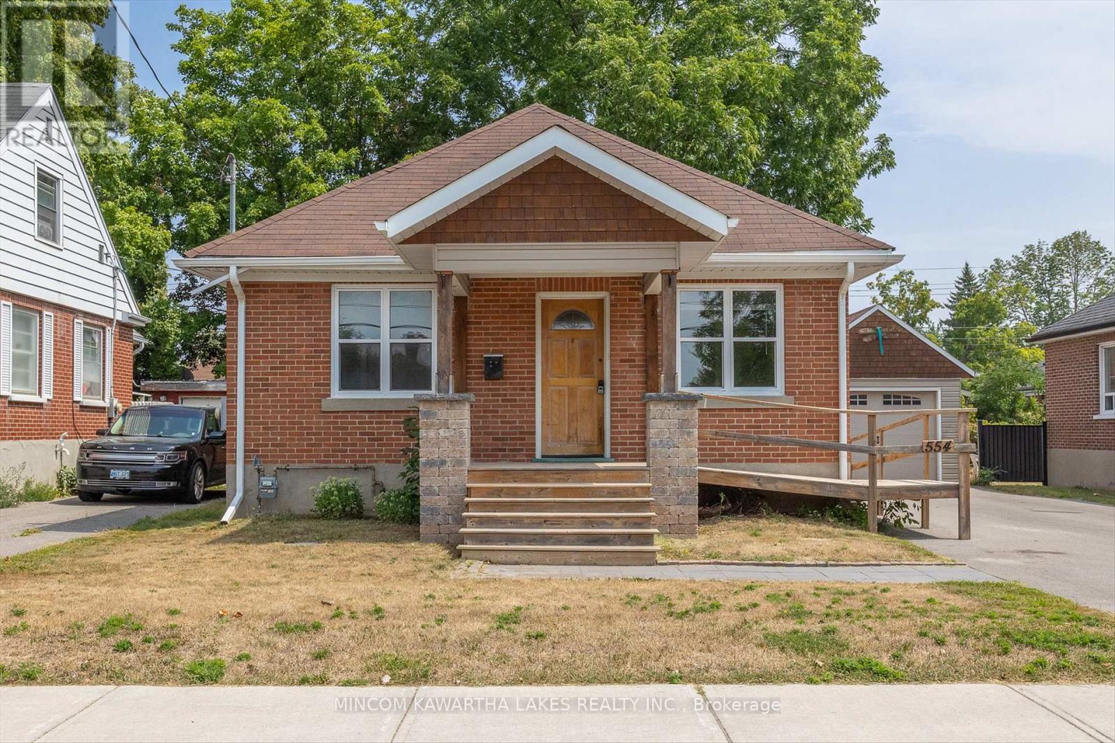 554 Monaghan Rd, Peterborough, ON K9J 5H7