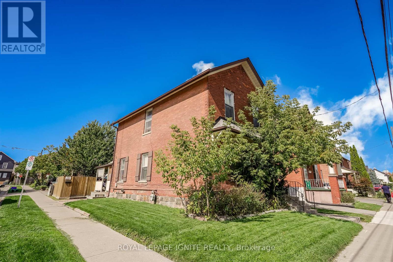182 Albert St, Oshawa, ON L1H 4R2