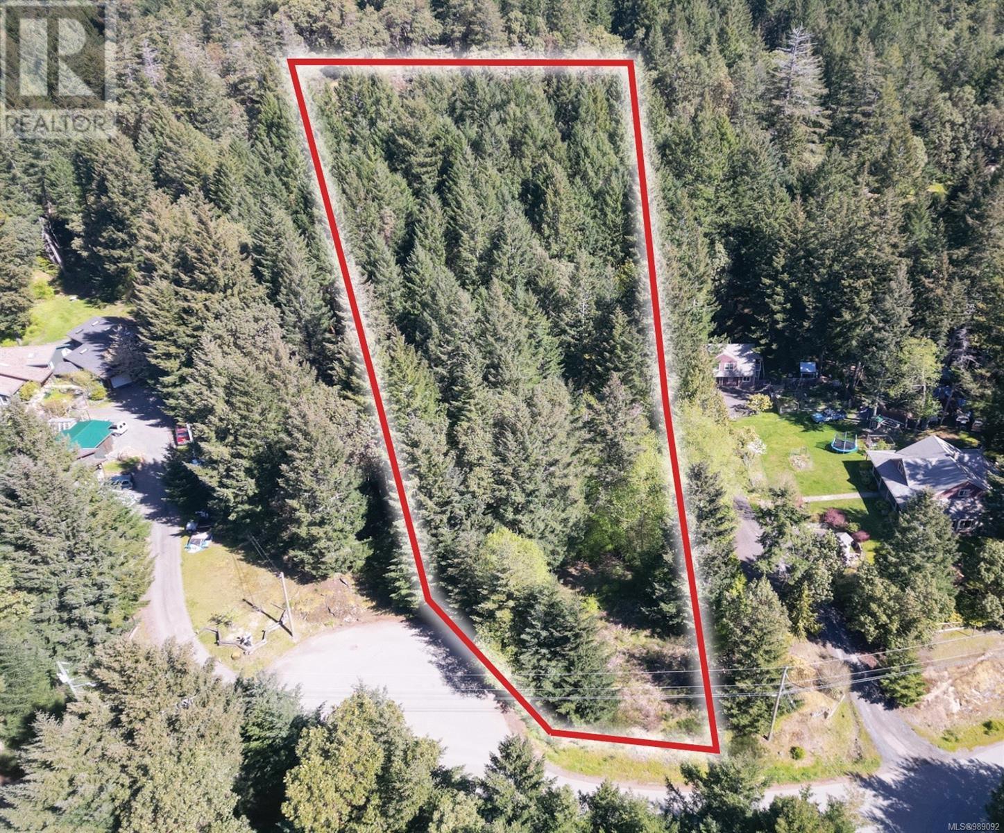 724 Emma Dixon Rd, Highlands, BC V9B 6J3