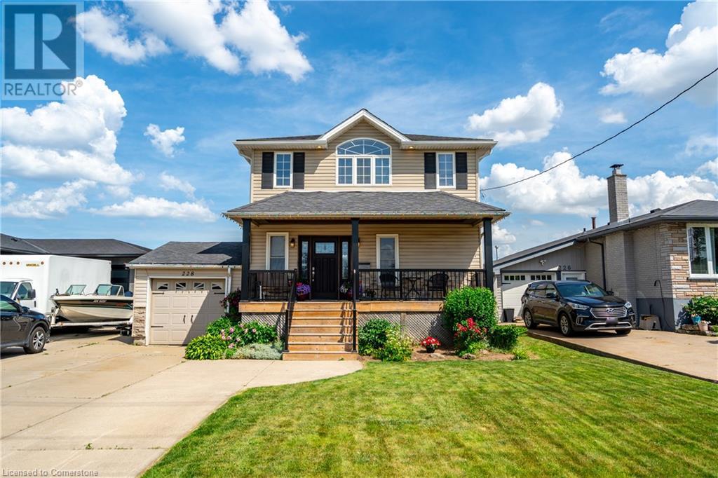 228 Green Rd, Hamilton, ON L8E 2A5