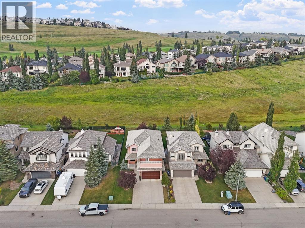 187 Gleneagles Vw, Cochrane, AB T4C 1W2