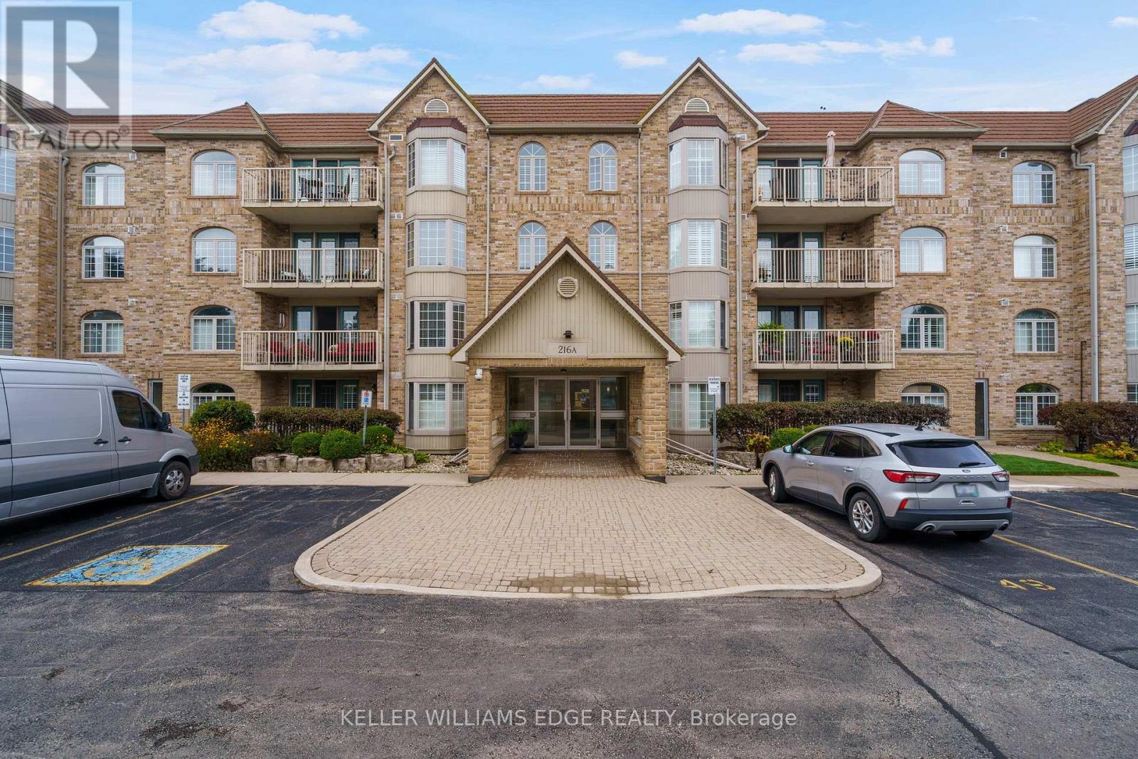 216 Plains Rd W A304 Rd, Burlington, ON L7T 4L1