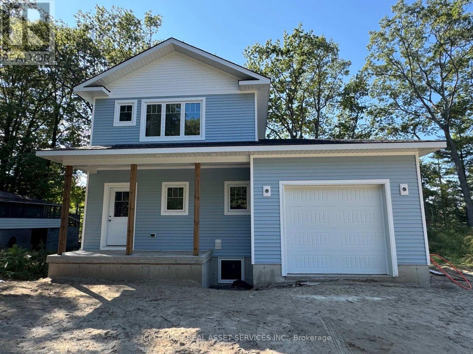 10 Frederick Dr, Wasaga Beach, ON L9Z 1P1