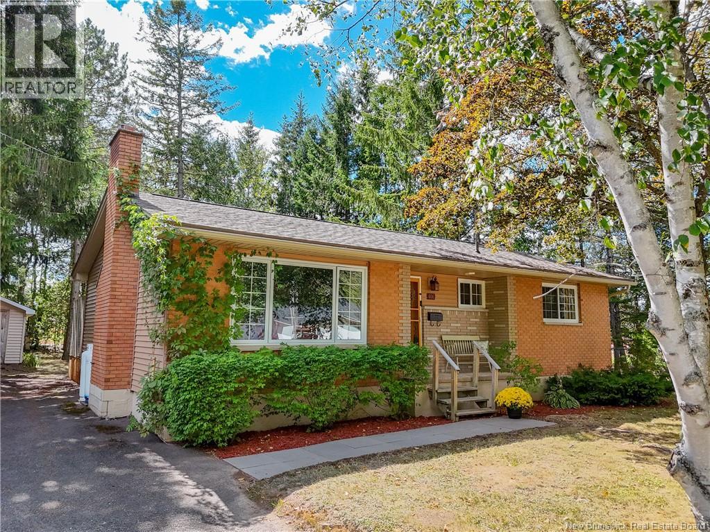 406 Lisgar St, Fredericton, NB E3B 3B2