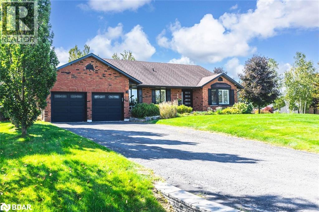 1 Lilac Ln, Springwater, ON L0L 1X1