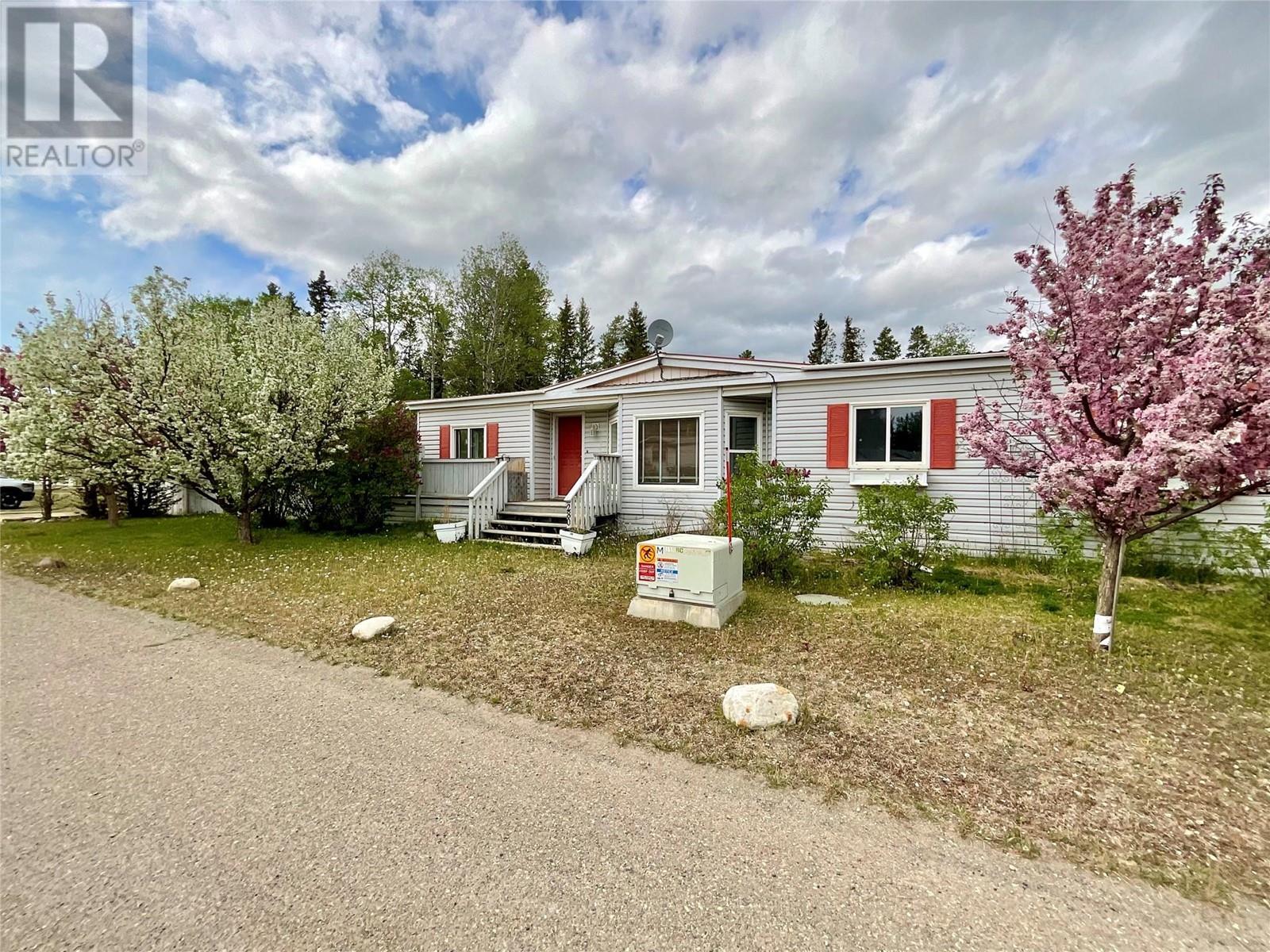 280 Rockford Pl, Tumbler Ridge, BC V0C 2W0