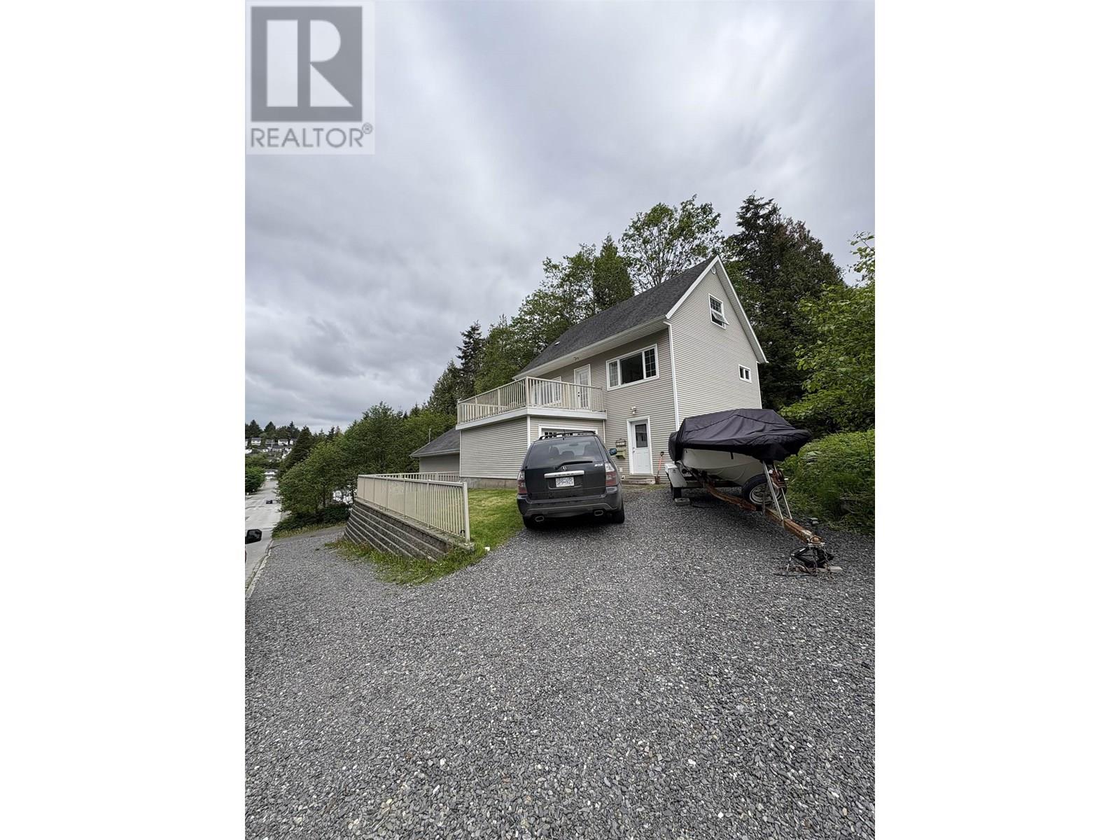 1015 Frederick St, Prince Rupert, BC V8J 3B1
