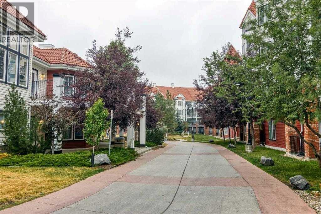 70 Royal Oak Plaza Nw Unit 403 Cir, Calgary, AB T3G 0C6