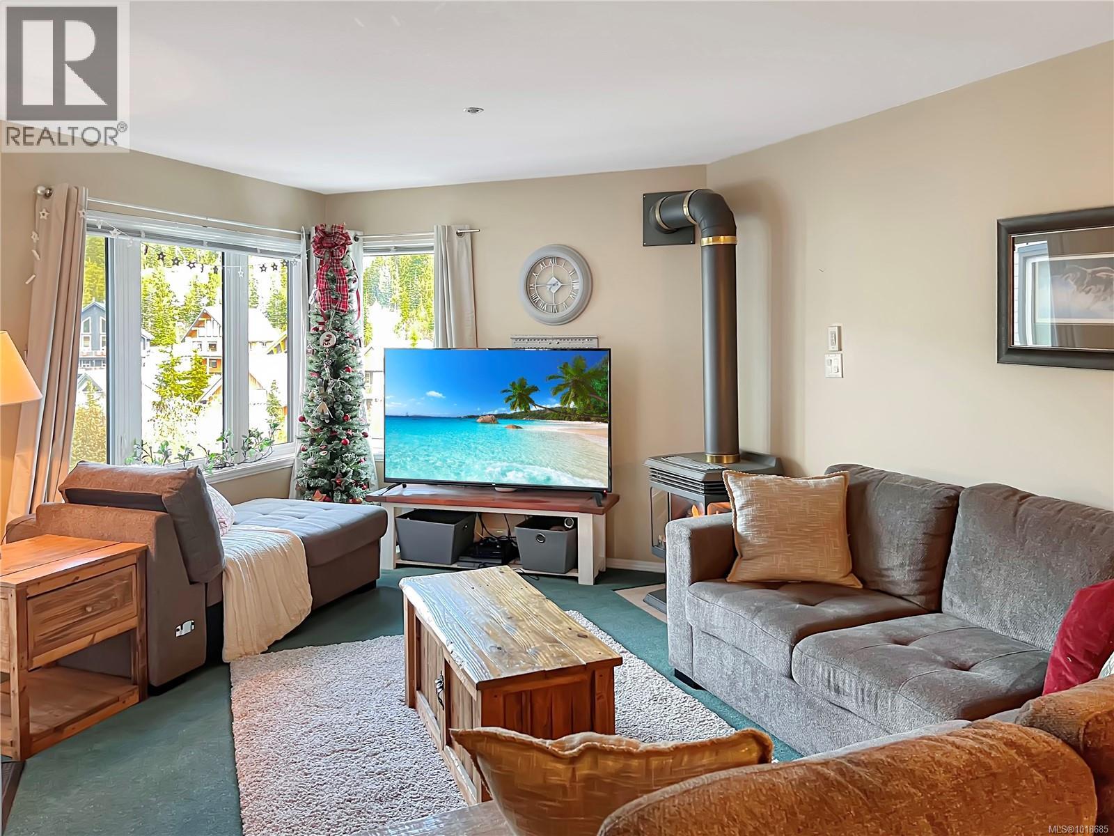 1320 Henry Rd Unit 106 Rd, Courtenay, BC V9J 1L0