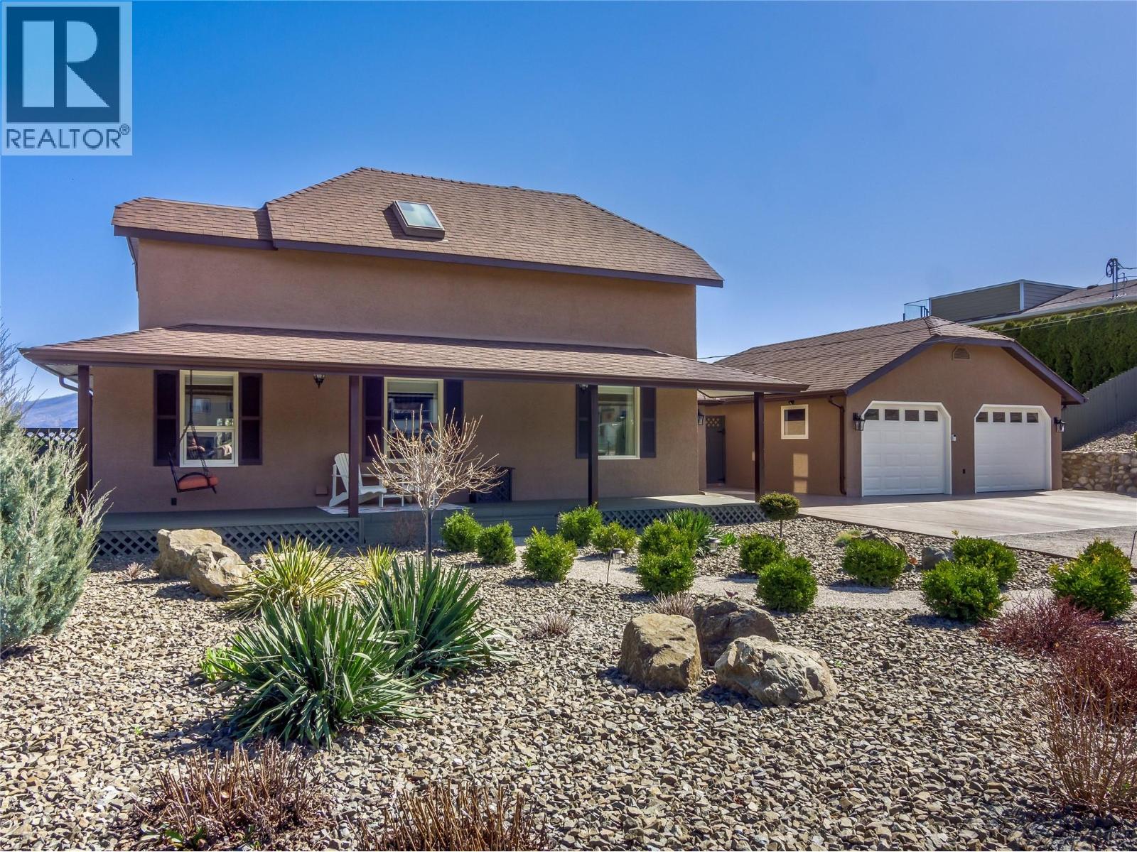 6207 Whinton Cres, Peachland, BC V0H 1X7