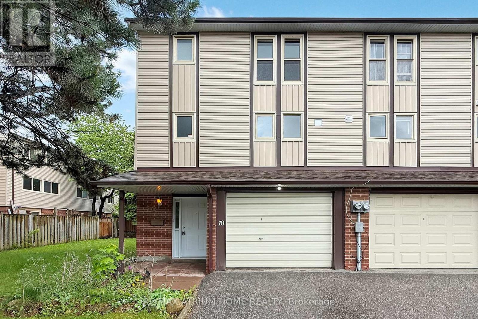 10 Townsend Rd, Toronto, ON M2H 2T2